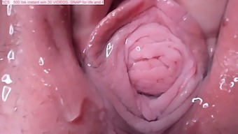 Intimno Raziskovanje Anatomije Azijske Najstnice