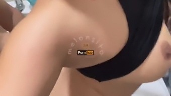 Divoký Sex Ve Sprše S Arabským Přítelem Chloe Foxy.