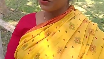 Desi Horká Sexy Bhabi Se Zlobí V Této Bangladéšské Porno Povídce